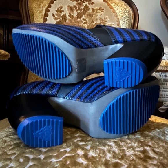 Fluevog Heels like new - Picture 5 of 6